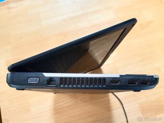 levný notebook Fujitsu AH512, 15,6" cpu i5, 8GB, 1TB disk - 4