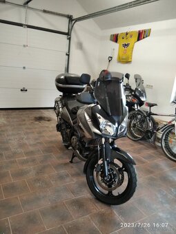 Suzuki V Strom 650 - 4