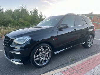Mercedes-Benz ML63 AMG Performance,4x4,560PS AFFALTERBACH - 4