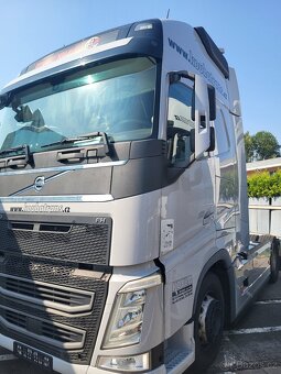 Prodam tahač Volvo FH460 klasika,r.v 11/2016 najeto 760000Km - 4