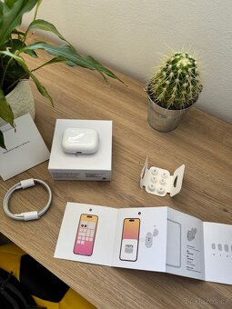 Bílá Bezdrátová Sluchátka - 4