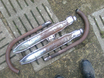 Jawa-čz 175/356- výfuky rybiny/doutníčky s koleny,válec 125 - 4