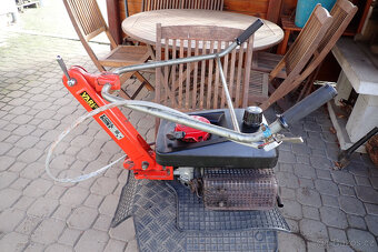 vari - motor dvoutakt 5 HP s řidítkama po servisu - 4