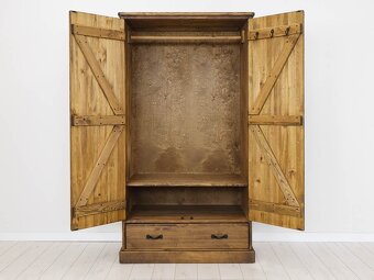 RUSTIKÁLNÍ ŠATNÍ SKŘÍŇ - 4