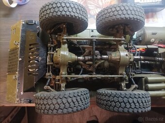 RC model 8x8 truck trial - 4