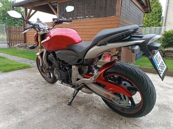 Honda Hornet 600 - 4