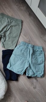 3x kraťasy vel. 140 - 4