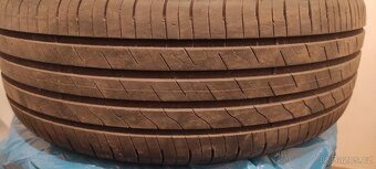 Goodyear EfficientGrip Performance 2 215/55 R17 98W - 4