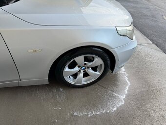 BMW E60 525i - 4