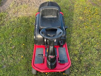 Rider MTD 60 Briggs & Stratton, seká i při couvání - 4