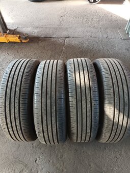 prodám letní pneu continental 215/65R17 - 4