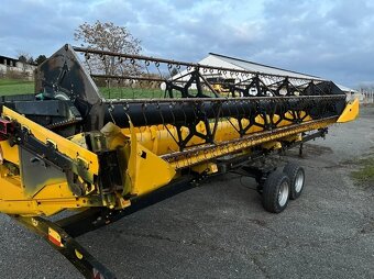 Sklízecí mlátička NEW HOLLAND CX8080SL s vario žac. lištou - 4