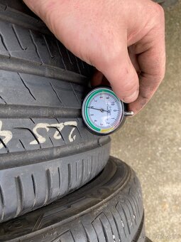 Pneu 225/45 R17 - 4