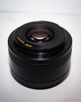 Canon EF 50mm f1/8 II - 4
