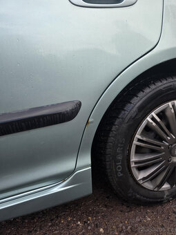 Honda CIVIC 1,4 - 4