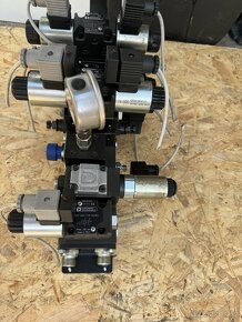 HYDRAULICKY ROZVÁDZĚČ - 4