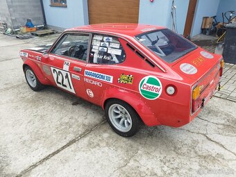 Fiat 128 SC - 4