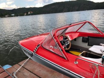 Prodám motorový člun r.v. 1977 motor Wartburg - 4