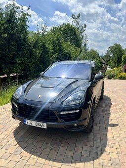 Porsche cayenne 4.8 V8 turbo 550koni - 4