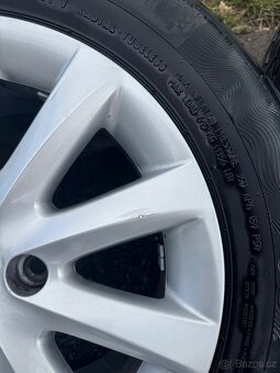 ALU kola originální VW + pneumatiky - 4
