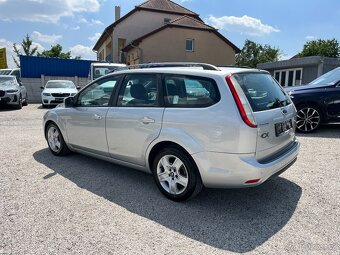 Ford Focus 1.6i 74kW sada kol, výhřev skla - 4