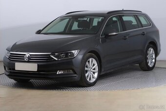 Volkswagen Passat 2.0 TDi kombi 110 kW dsg - 4
