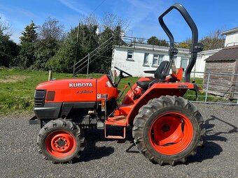 Kubota L3200 - 4