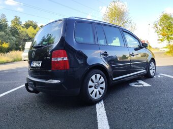 Volkswagen Touran 2.0 TDI (103 kW) HIGHLINE - 4