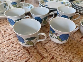 Nova RETRO jidelni souprava- jidelni talire,hrnky,tacy…35 ks - 4
