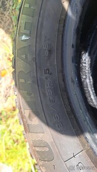 Zimní pneu GoodYear 185/65 R15 - 4