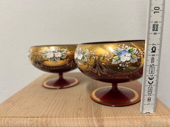 Novoborské dekorované sklo se smaltovanými květy - 4