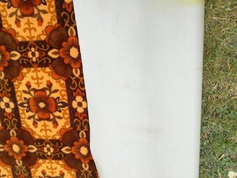 Nepoužitý retro koberec z 90. let (6,9x2 m) - 4