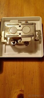 Zásuvky jednoduchea dvojite - 4