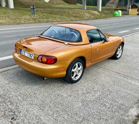 Mazda MX-5 NB Miata 1.6 81 kW, evo orange - 4