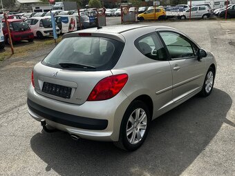 Peugeot 207 1.6i 88kw, r.2009, automat, klima, stk - 4