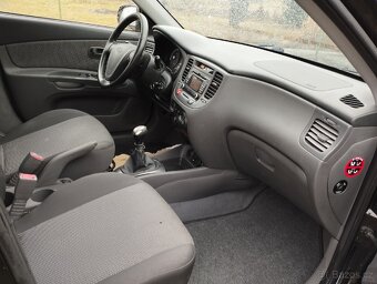 Kia Rio - 4