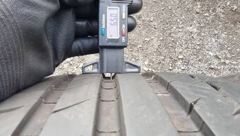 Letní pneu 225/40/18 Michelin - 4