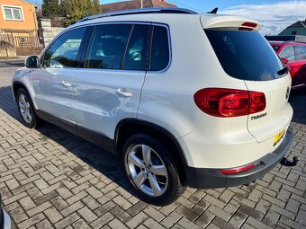 VW TIGUAN 2.0TDI 110kw LOUNGE KAMERA 2016 PANORAMA - 4