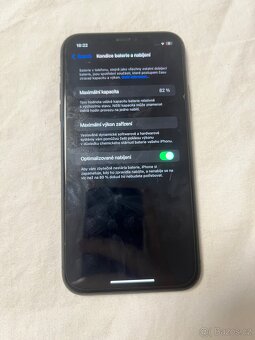 iPhone 11 128GB – černý – TOP STAV - 4