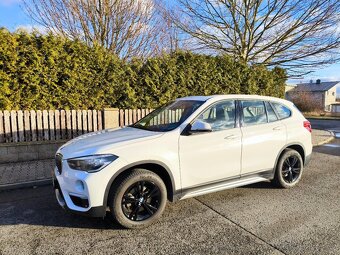 BMW X1 sDrive18d 2.0D-110kw/150 koní, RV 4/2016,Panorama - 4