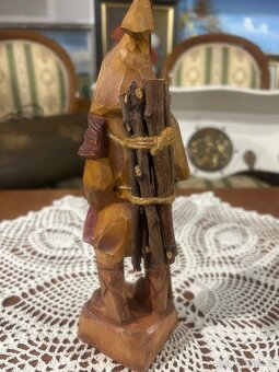 Ručně řezaná dřevěná figurka „Stařec z hor“ – Německo - 4