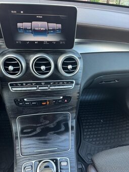 Prodám Mercedes-Benz GLC 220d 4matic - 4