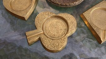 Popelníky - karetní symboly - 4ks - 4