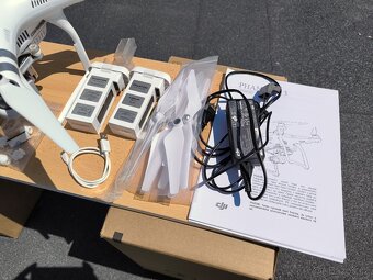 DJI Phantom 3 Advanced - 4