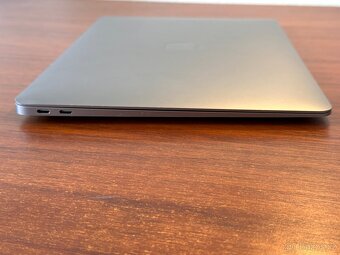 MacBook air 13,3” 2020 /i5/8GB/256GB - 4