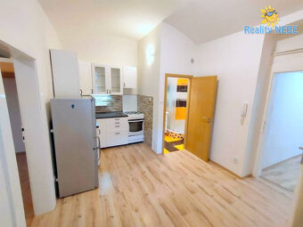 Pronájem bytu 2+kk, 40 m2, Mahenova, Praha 5, Smíchov - 4
