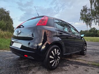 Fiat GRANDE Punto - KUP ČR / 1.2i - 124tis/km-2010 - 4