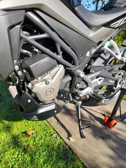 CF MOTO 300 NK r.v.2021 - 4