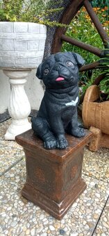 Zahradní dekorace- Soška Mopsík 2 - 4