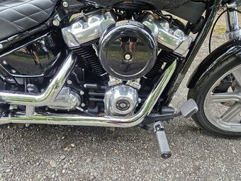 HARLEY DAVIDSON FXST SOFTAIL STANDARD 2023 najeto1082km107cu - 4